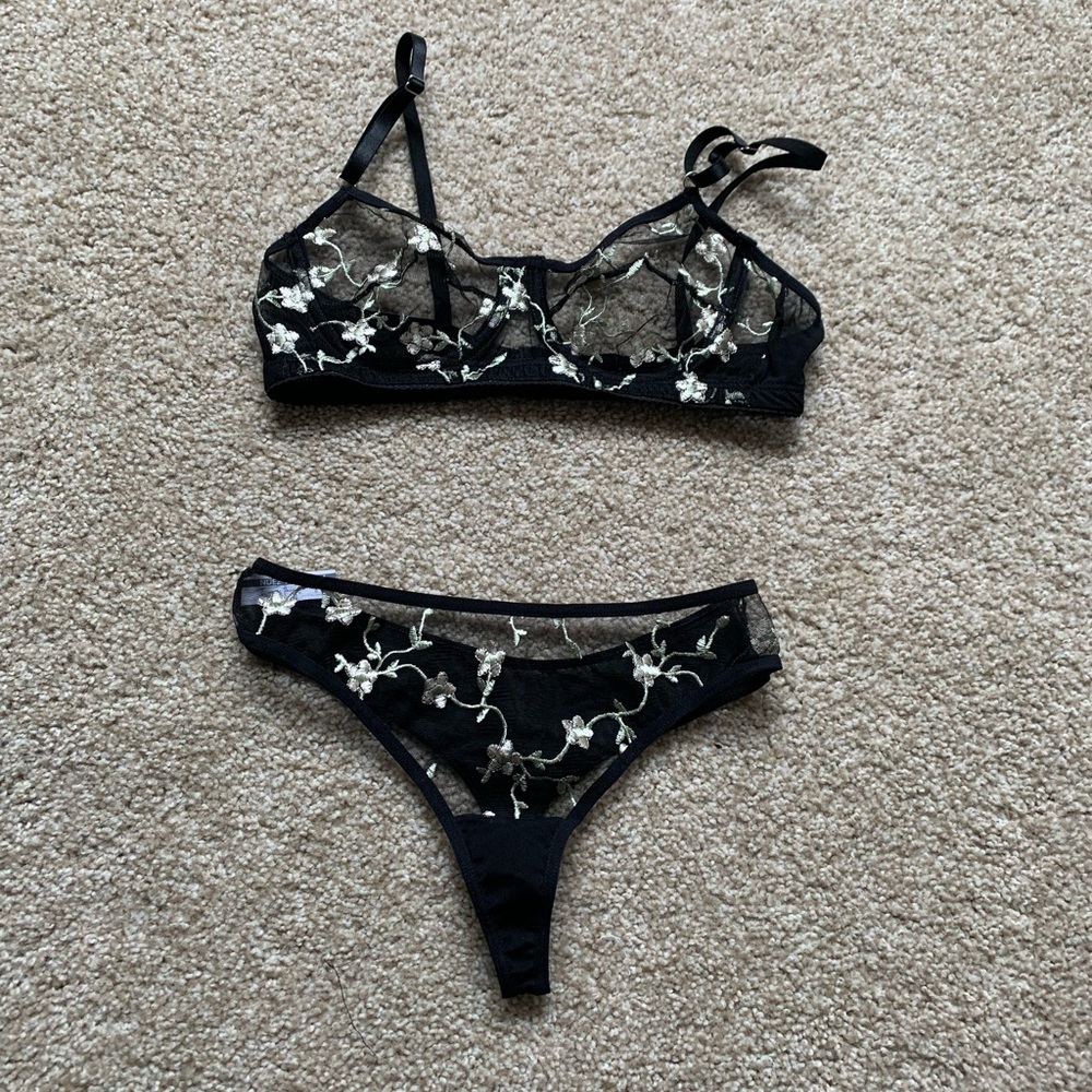 Nuez Moscada Mesh Lingerie Set